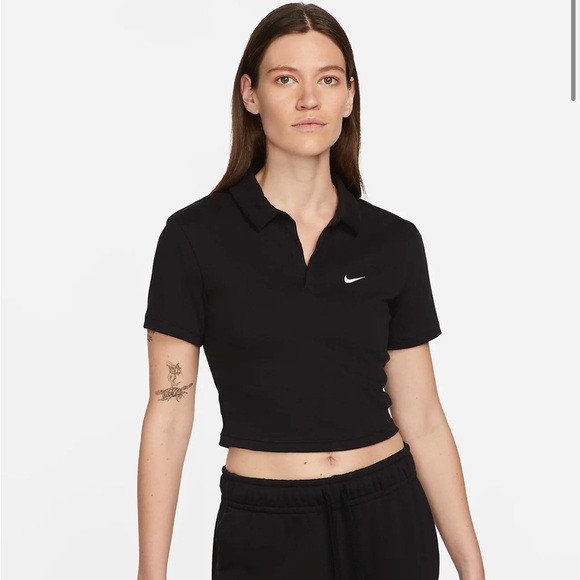 Nike cropped collared shirt - Picture 2 of 7